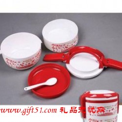 中國(guó)紅圓形兩層手提飯盒定制