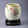 紅運芍藥旋轉(zhuǎn)筆筒定制